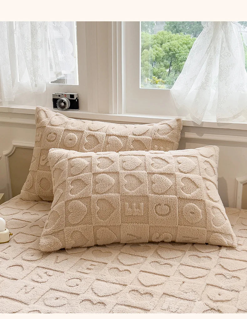 FlexiWarm™ Luxury Velvet Bedspread