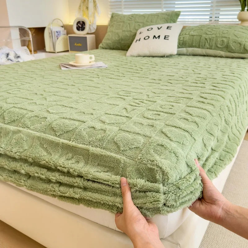 FlexiWarm™ Luxury Velvet Bedspread